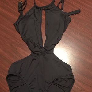 LA Blanca black one piece swimsuit size 6